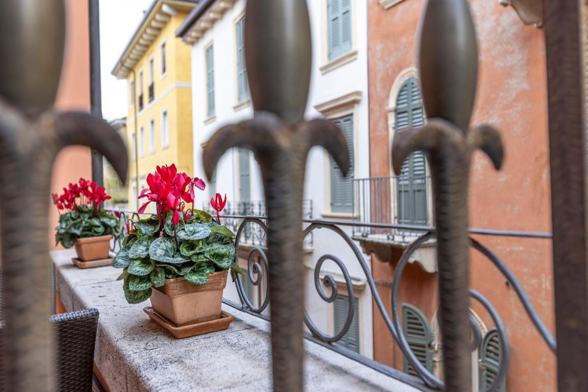 Opera Relais De Charme - Aparthotel Verona Luaran gambar